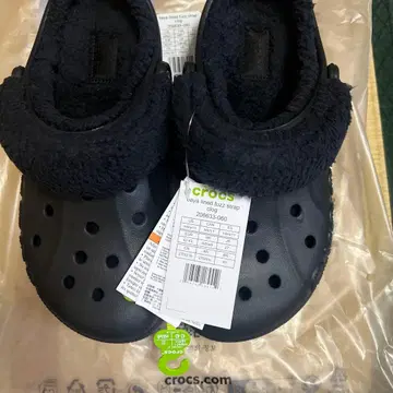 crocs Fuzz Strap Clog 블랙 US9 27cm