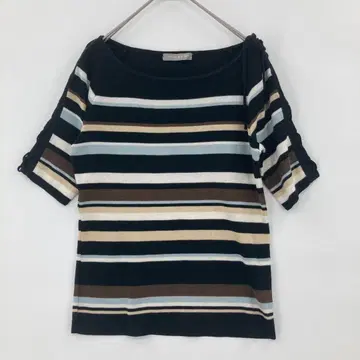 이클립스 보더 무늬 반팔 니트