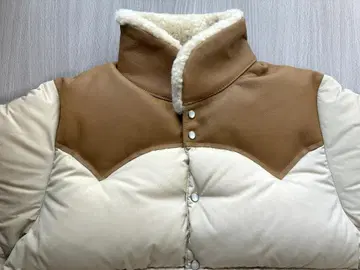 새상품 록키 마운틴 다운 자켓 베스트 50주년 기념 모델 베이지