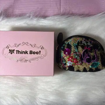 Think Bee! 고양이 자수 코인 케이스