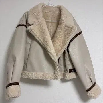 GRL 아이보리 보아 자켓 F 사이즈