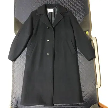 PUBLIC TOKYO 네이비 발마칸 코트