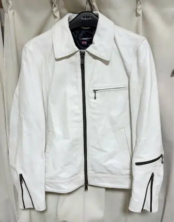 화이트 가죽 자켓