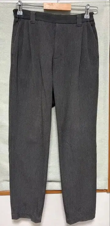 UNITED TOKYO 아웃라스트 2턱 슬랙스 사이즈 2 그레이