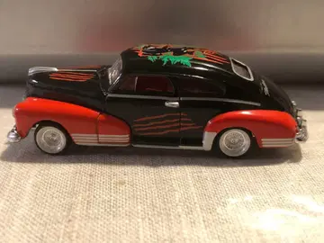 Revell Lowriders '47 Chevy Sedan 루스