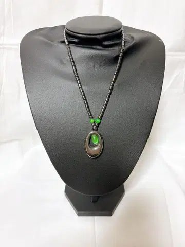 그린 펜던트 목걸이