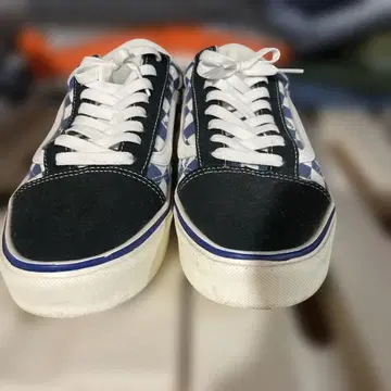 Vans 체크 무늬 스니커즈 네이비
