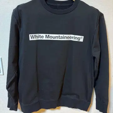 White Mountaineering BOX 로고 맨투맨