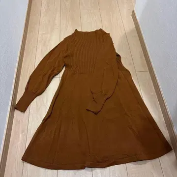 카멜 니트 원피스