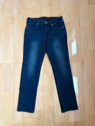 EDWIN 안감 샤기 저지즈 슬림 스트레이트 데님 팬츠 M