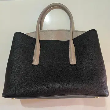 가죽 핸드백 블랙과 베이지 케이트 스페이드