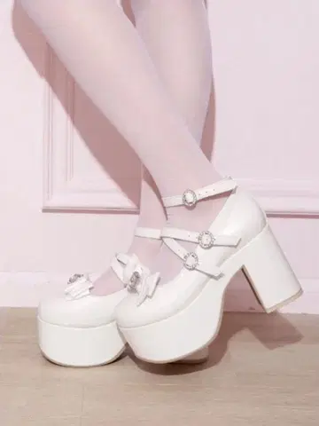 NOEMIE 아가씨 2way 더블 스트랩 펌프스