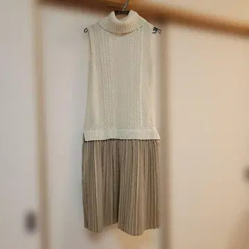 터틀넥 니트 사이즈 9