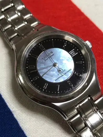 ATTESA 퍼페츄얼 달력 남성용 시계