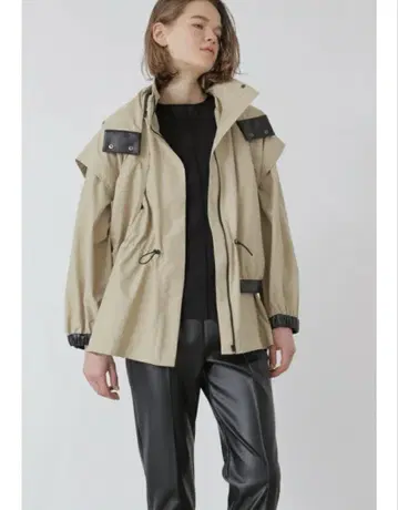 ADORE 라이트 그로그랭 후드 베스트 부착 블루종