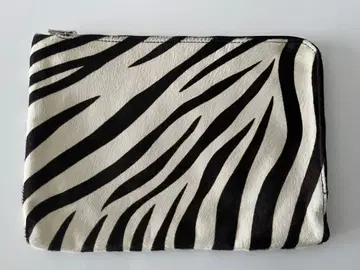 Whim Gazette 제브라 패턴 클러치백
