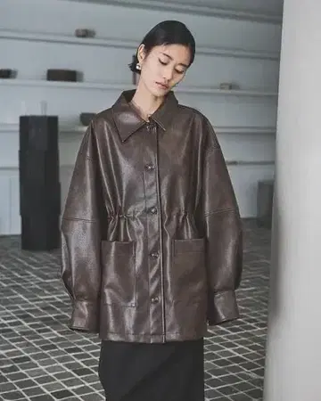 [ AIC. ] 크러쉬 레더 드로우 스트링 오버 자켓