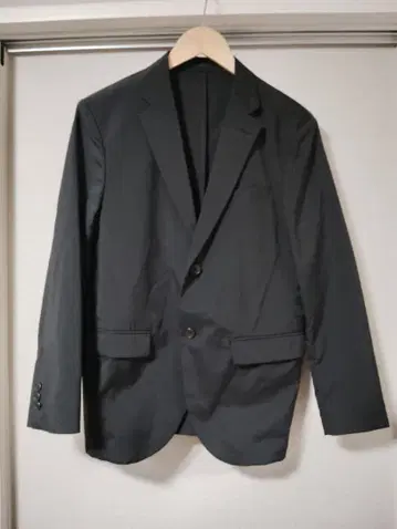 UNIQLO 유니클로 감동 자켓 슬림핏 블랙 S