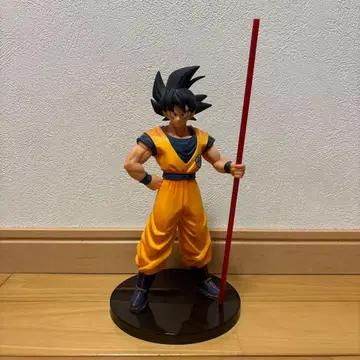 드래곤볼 초 손오공 20주년 한정판 피규어