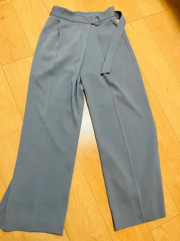 그린 라벨 릴랙싱 벨트 포함 와이드 팬츠