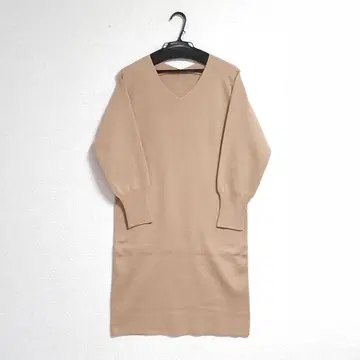 미사용 새상품 Mila Owen 미라 오웬 니트 원피스 베이지 계열 F