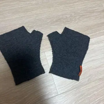 BARENA 다크 그레이 핑거리스 장갑