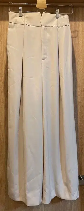 LOUNIE 택 포함 새상품 와이드 팬츠 사이즈 40 아이보리