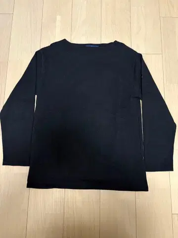 웨쌍 블랙 T4 세인트 제임스