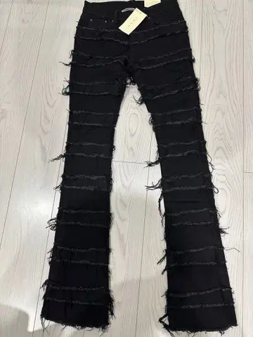 mnml 플레어 데님 사이즈 28