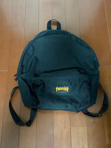 THRASHER 백팩