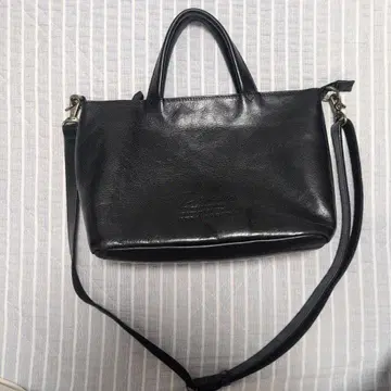 Dakota 블랙 가죽 숄더백