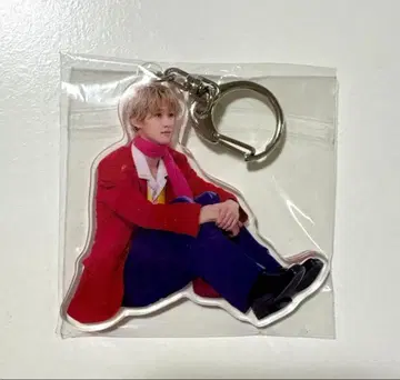 M!LK 소노 슌타 SMILE POP! 앉은 아크릴 키링