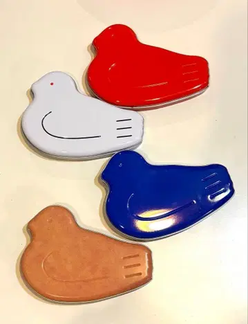 하토 사브레 130주년 기념 4색 캔 세트