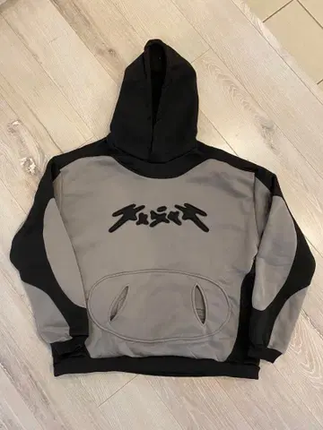 그래피티 배색 후드티 y2k opium