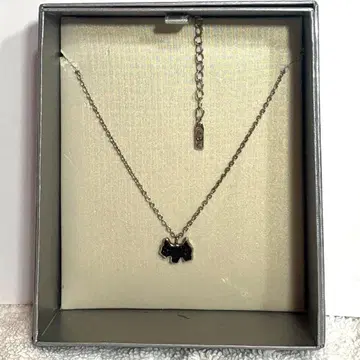 AGATHA 아가타 테리어형 참 목걸이