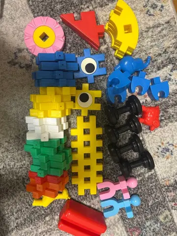 컬러풀 플라스틱 블록 세트