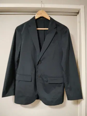 UNIQLO 유니클로 감동 자켓 네이비 슬림핏 S