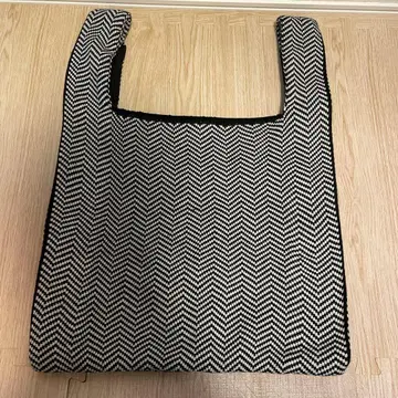 MB 헤링본 토트백 블랙/화이트