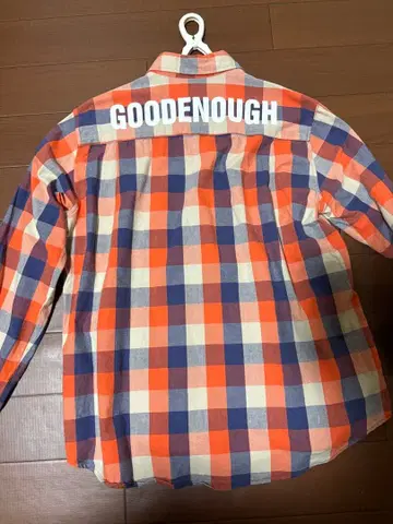 체크 무늬 긴팔 셔츠 L