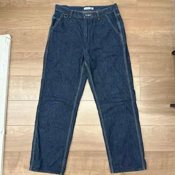 UNIQLO JW ANDERSON 와이드 핏 청바지 31