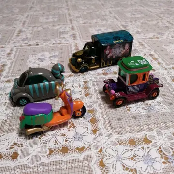 앨리스 인 원더랜드 캐릭터 차량 미니카 세트 4대