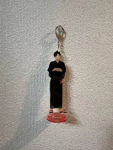 남성 캐릭터 아크릴 스탠드 키링 포함