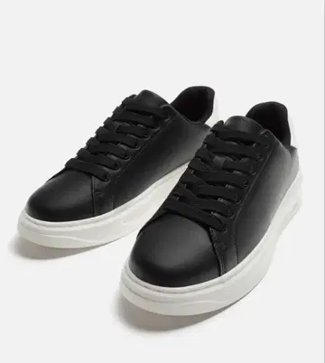 새상품 ZARA 블랙 스니커즈 27.5