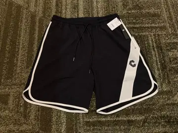 CRONO 사이드 스트라이프 숏팬츠 블랙