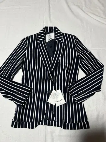 PLST 스트라이프 테일러드 자켓 택 포함 새상품