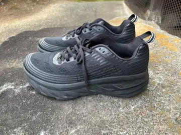 HOKA BONDI 6