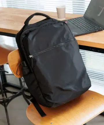 비즈니스 백팩 블랙