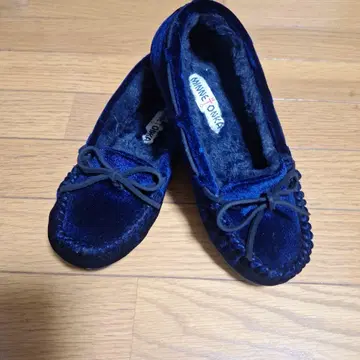 미네통카 슬립온