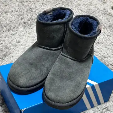 emu 그레이 숏부츠