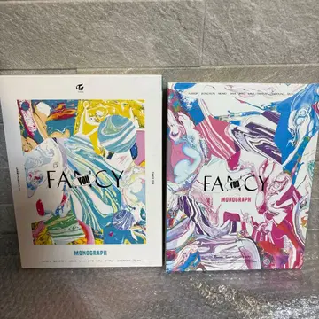 새상품급 TWICE FANCY MONOGRAPH 사인 카드 포함